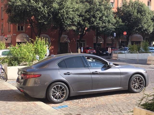 Giulia blindata.jpg