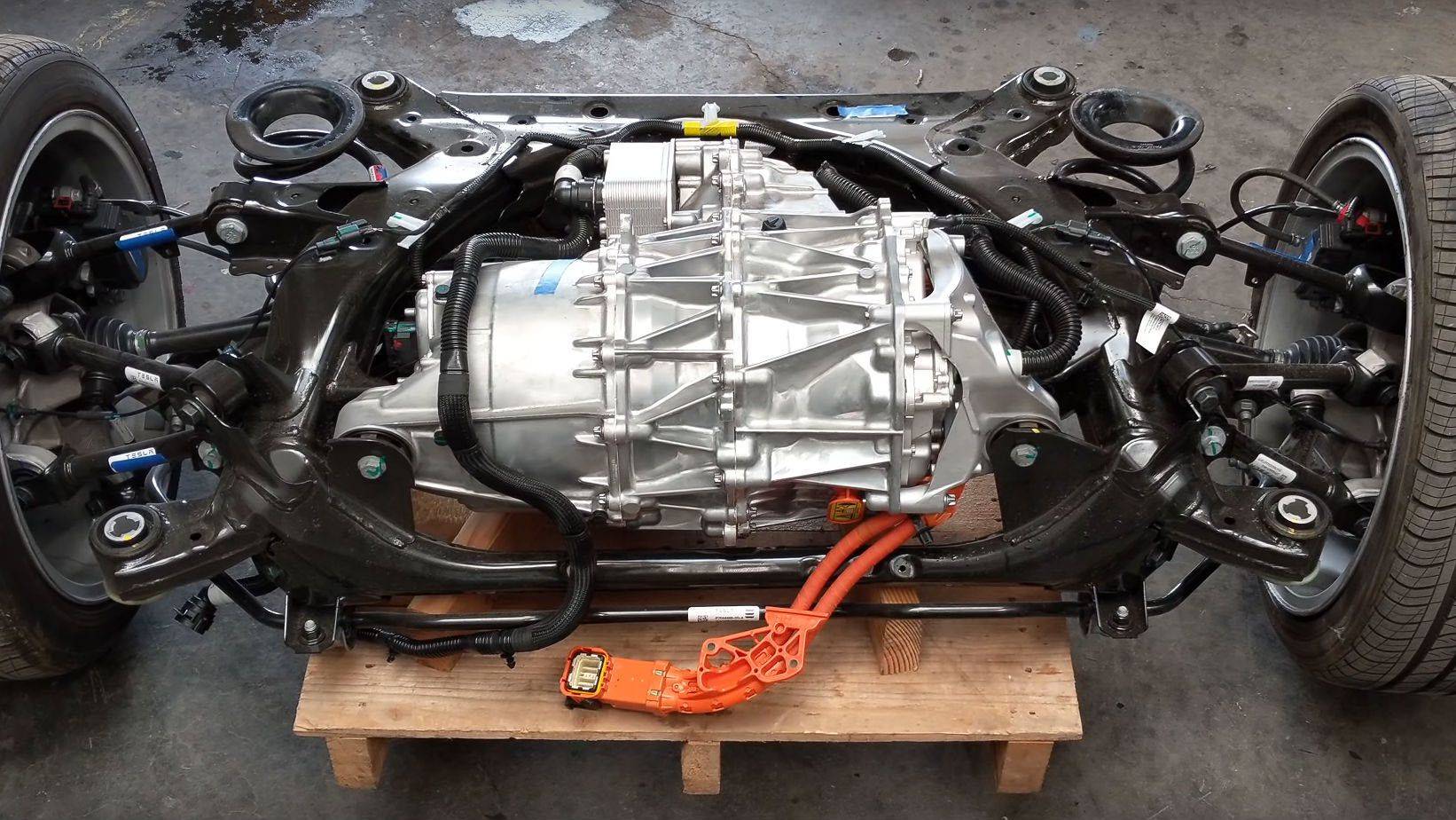 i-segreti-motore-elettrico-tesla-elon-musk-decenni-v5-43735.jpg