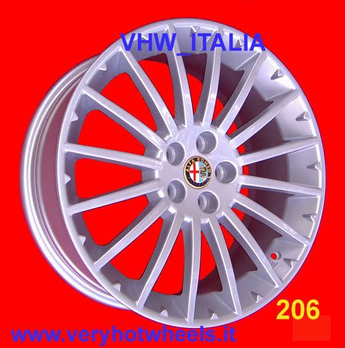 i212.photobucket.com_albums_cc179_VHW01_ALFA_AR_206_ALFA_GT.jpg