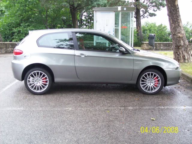 i251.photobucket.com_albums_gg300_mgrazia_2008_macchina157.jpg