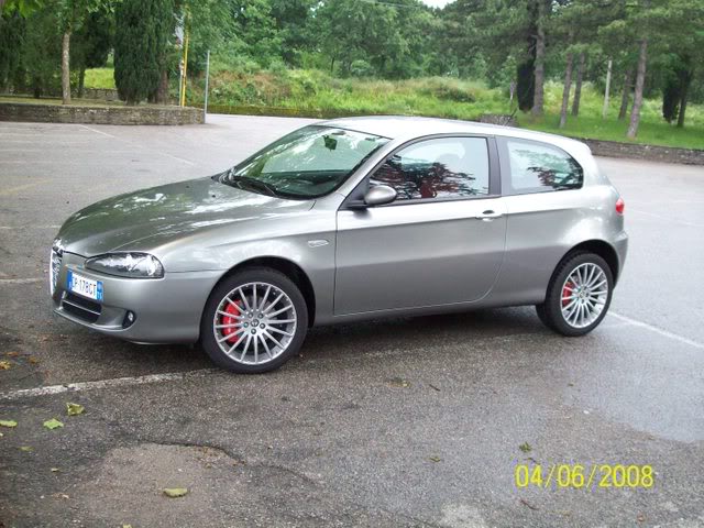 i251.photobucket.com_albums_gg300_mgrazia_2008_macchina170.jpg