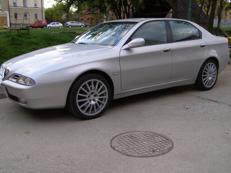 Alfa 166 3 0 V6 Grigio Sterling 2000 Polonia