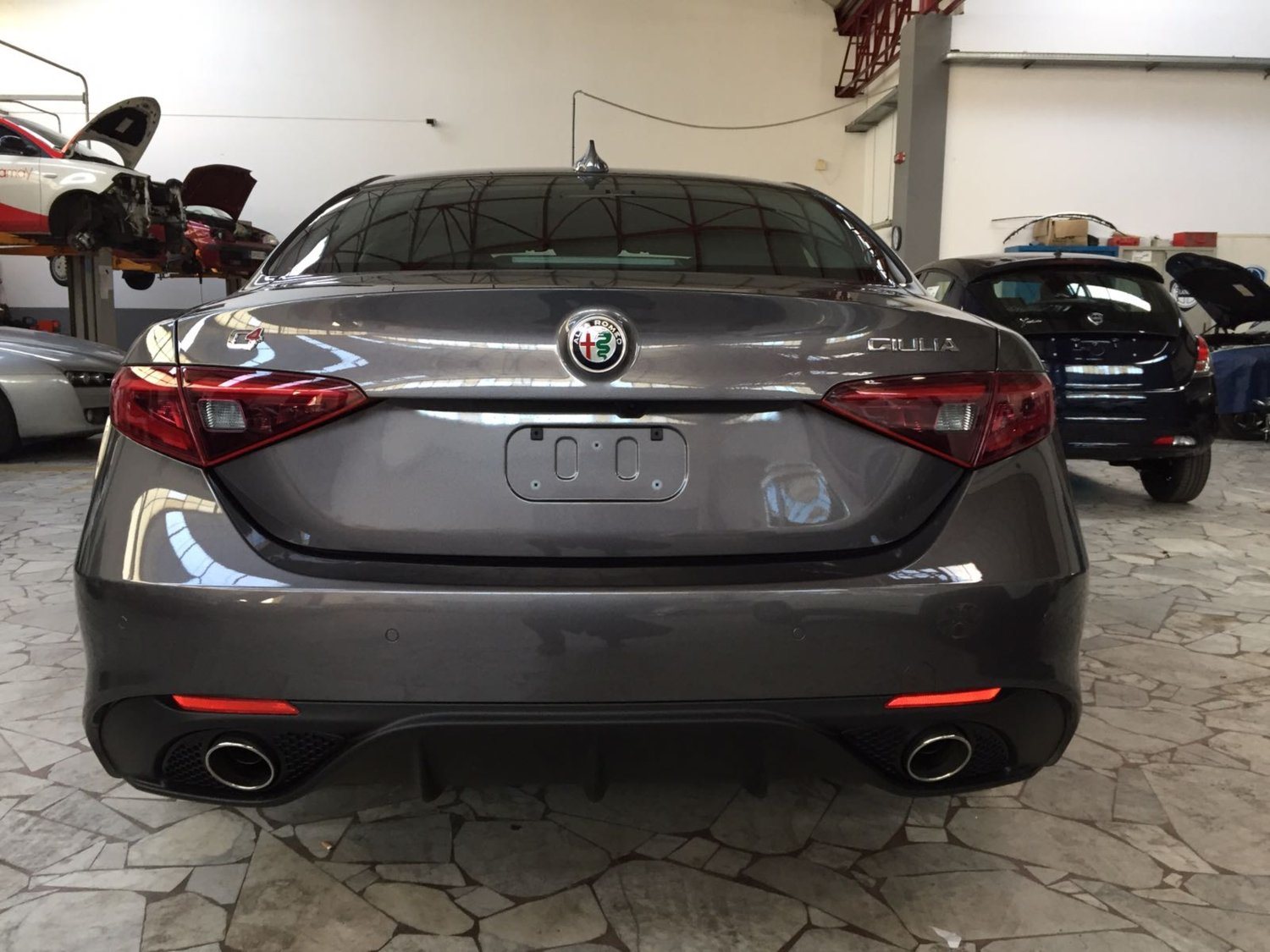 Alfa Romeo Giulia 2 2 Mjet 210cv At8 Veloce Grigio