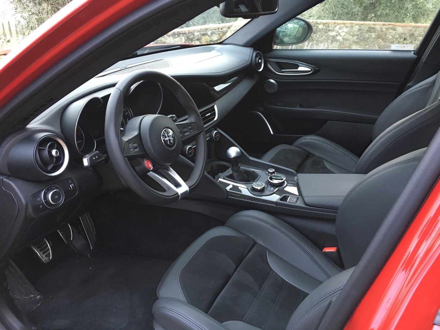 Sistema Audio Base Pack Sound Alfa Romeo Giulia Pagina