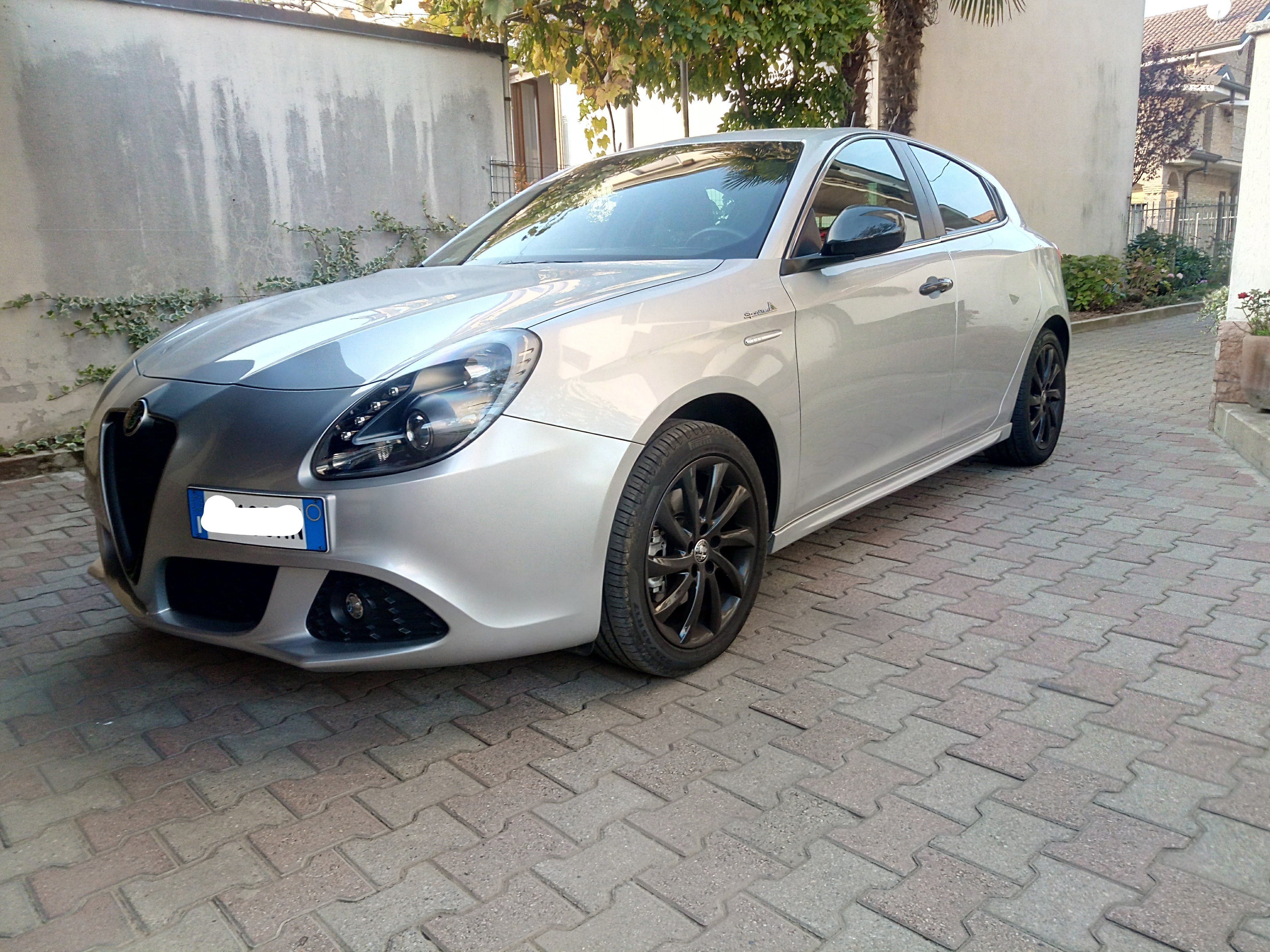 Alfa Romeo Giulietta 2 0 Jtdm2 140cv Exclusive