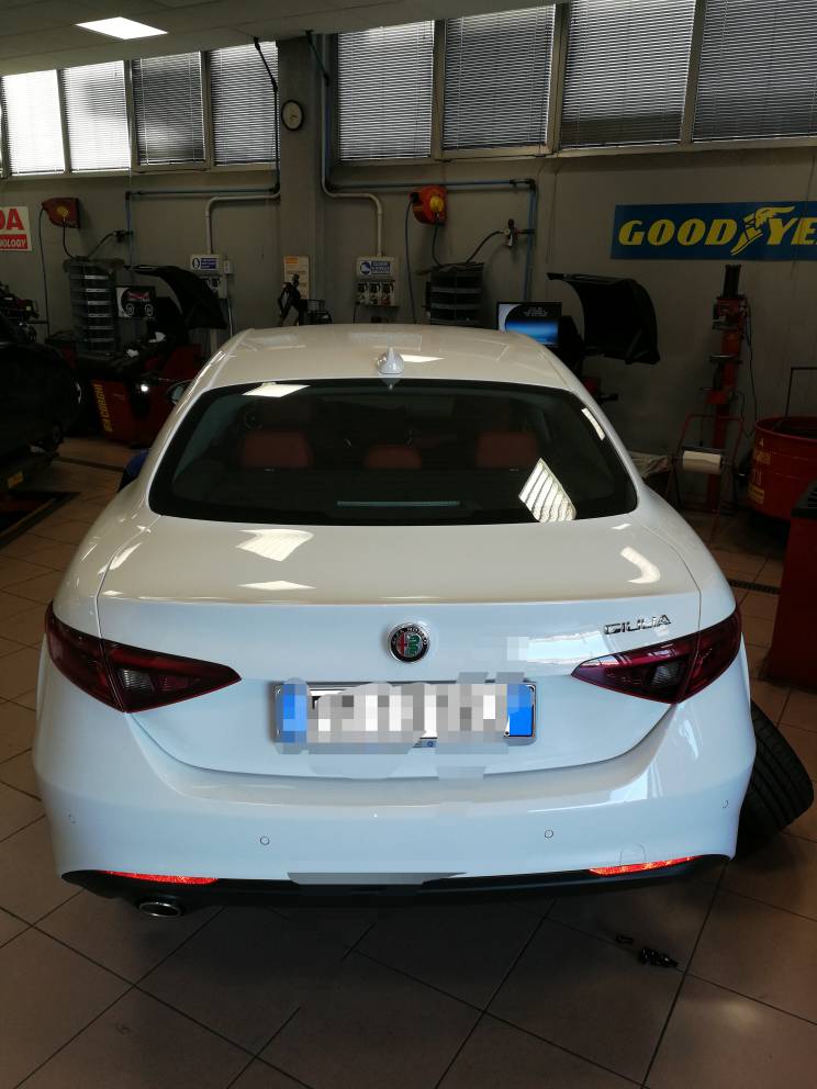 Alfa Romeo Giulia 2 2 Mjet 150cv At8 Super Bianco