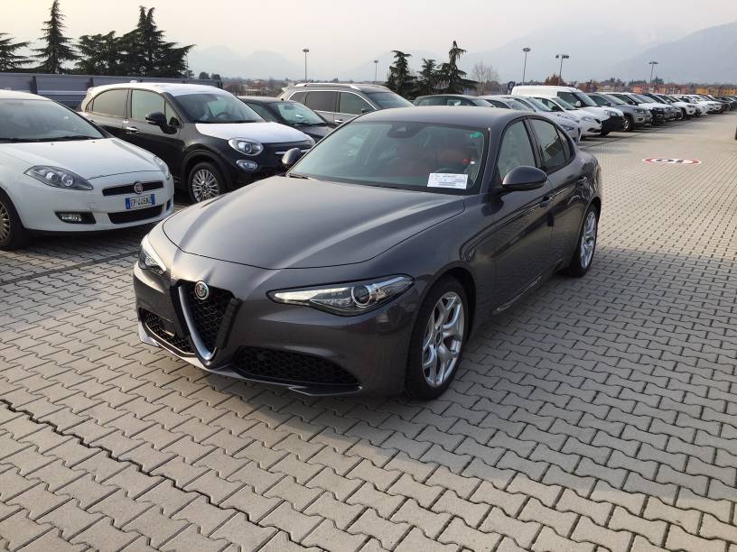 Consigli Su Optional Cerchi E Fari Pagina 7 Club Alfa