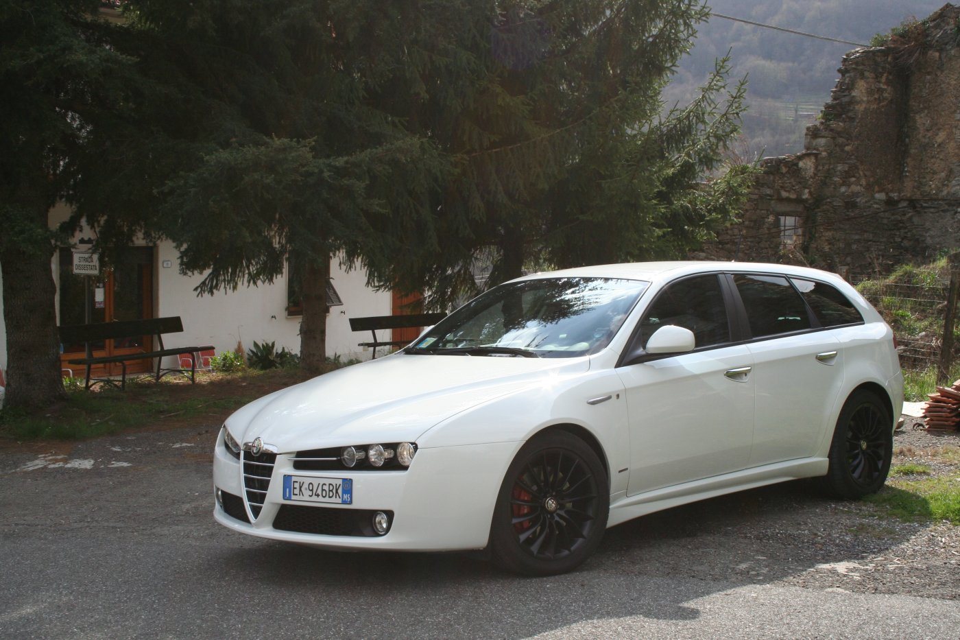 Alfa Romeo 159 Sw 2 0 Jtdm Ti Bianca 2011 Ms