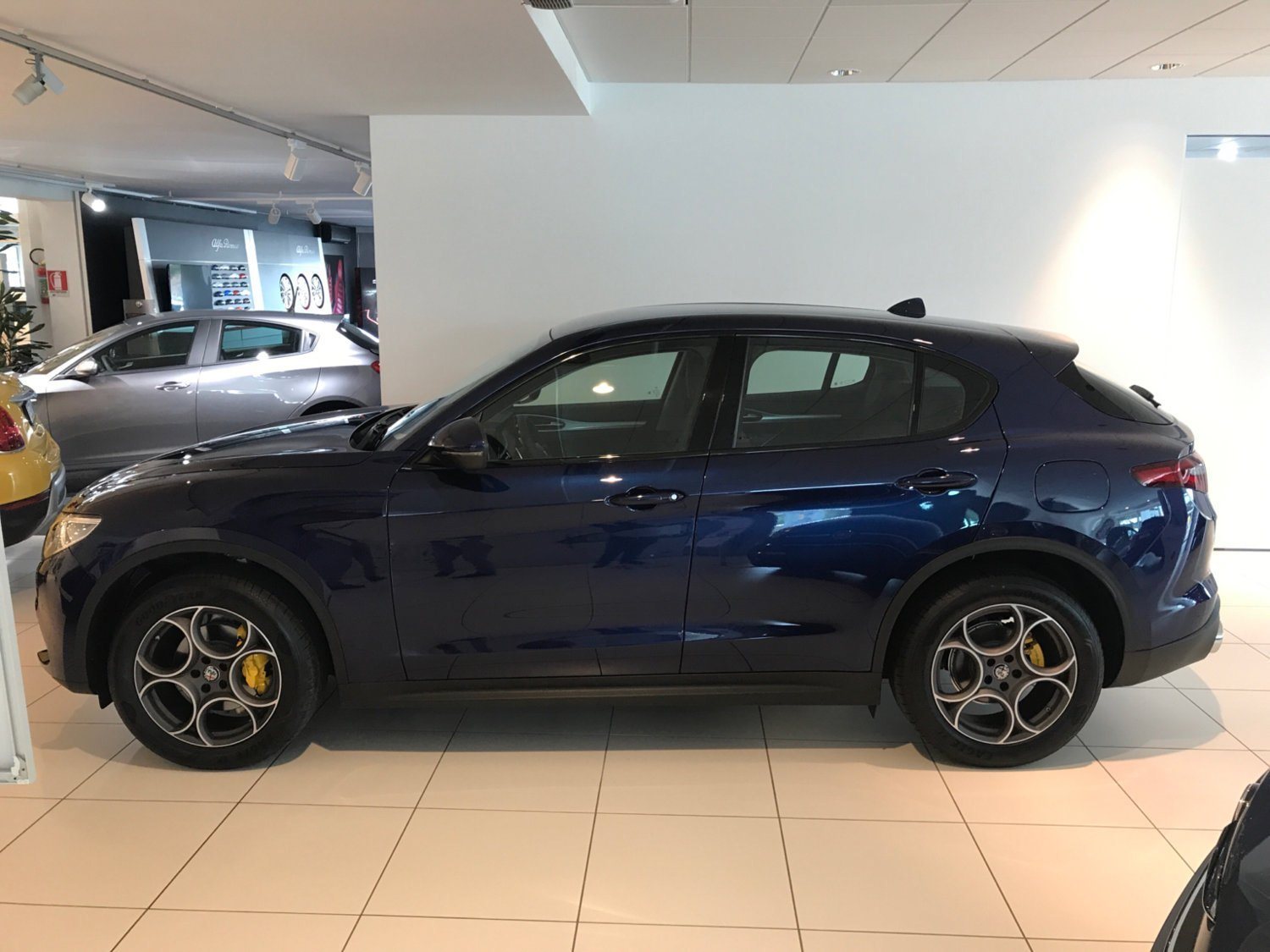 Alfa Romeo Stelvio 2 2 Mjet 210cv Q4 Executive Blu