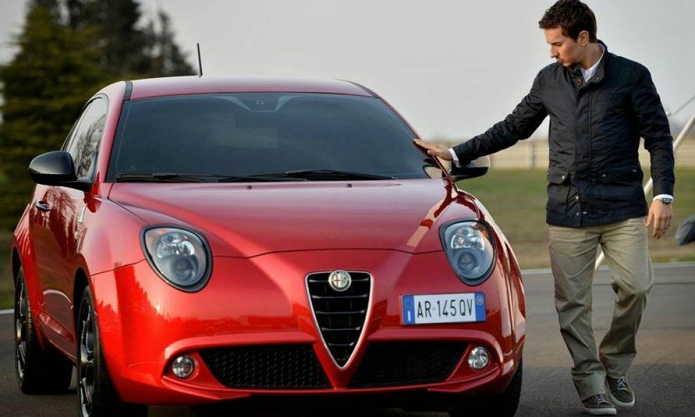 jorge lorenzo alfa romeo mito.jpg