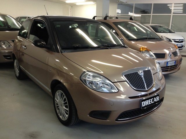 lancia-ypsilon-brescia-7fd18f46a1.jpg