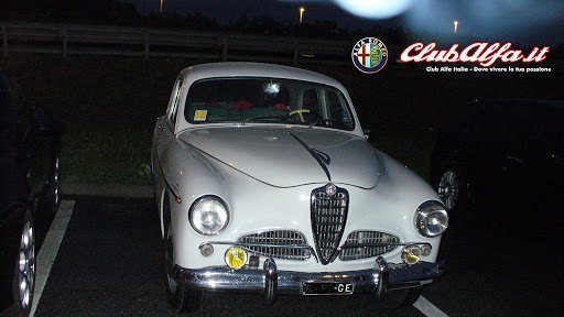 lh4.ggpht.com_ClubAlfaItalia_SM2RLjxItiI_AAAAAAAAA0w_hSaaygNYY4Q_P1000828.jpg