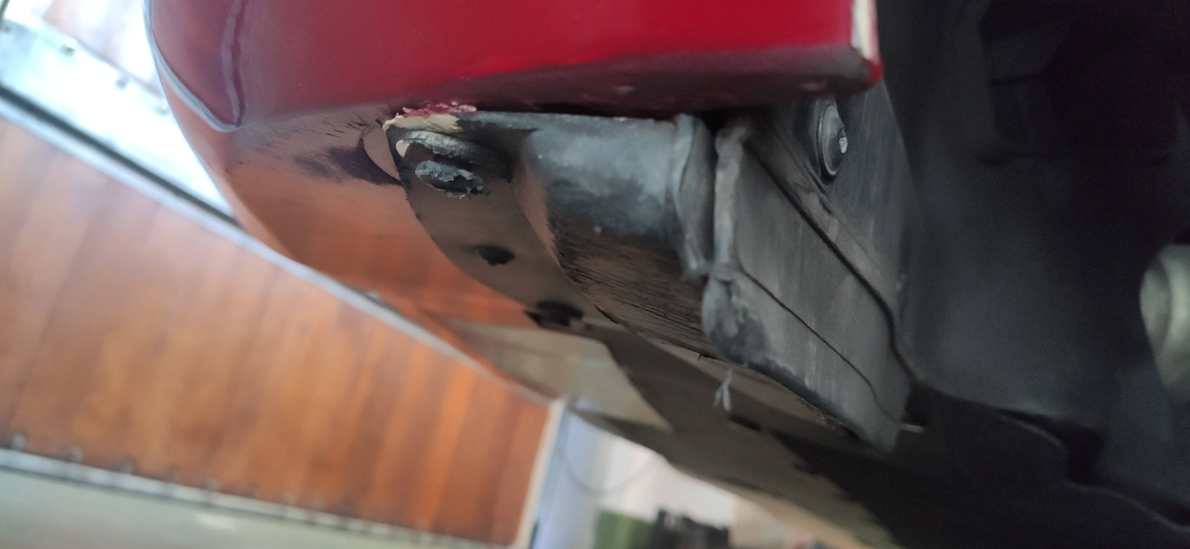 Pezzo presente.jpg Pezzo presente.jpg