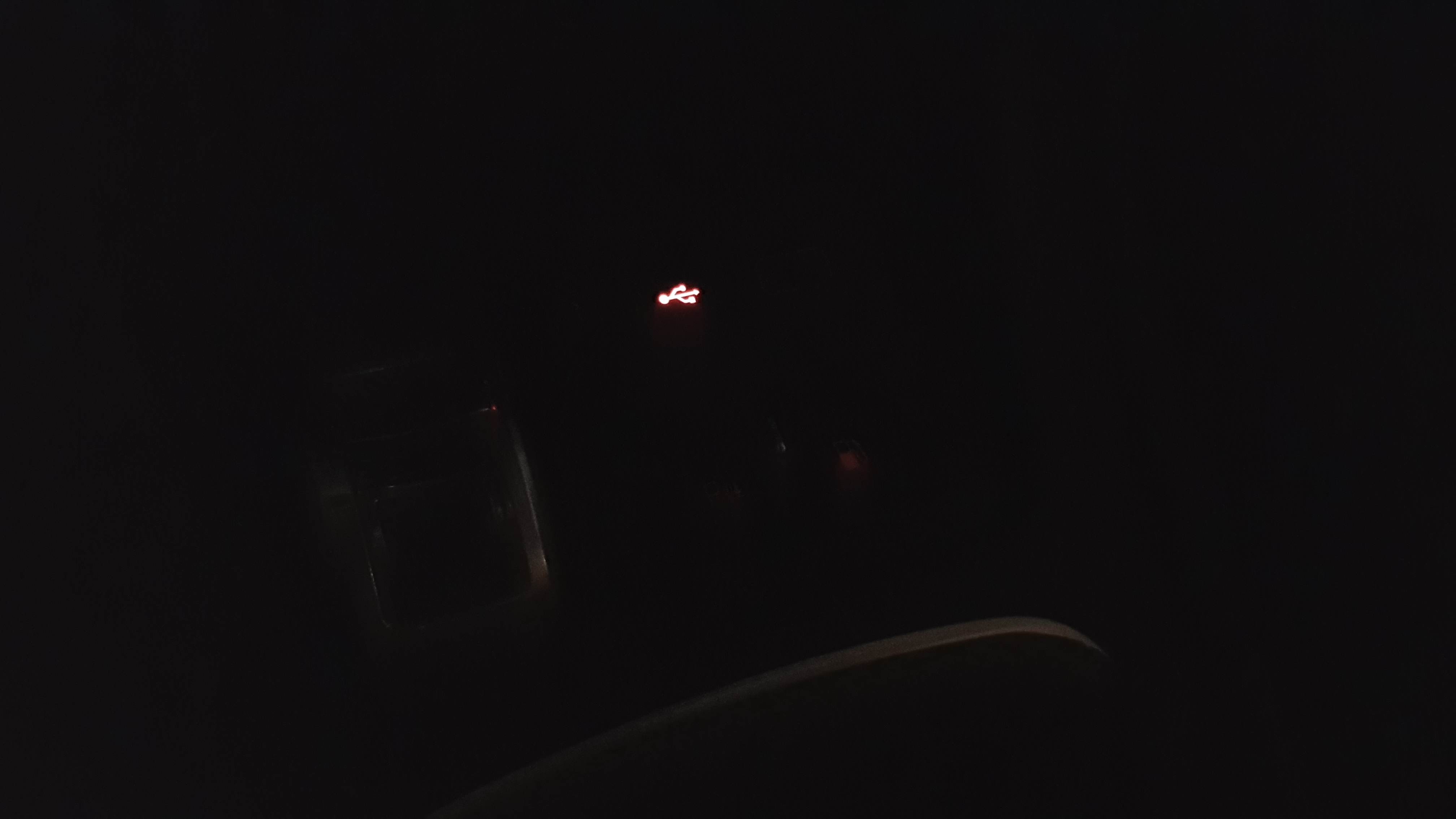 Problema Giulietta USB - 1.jpg