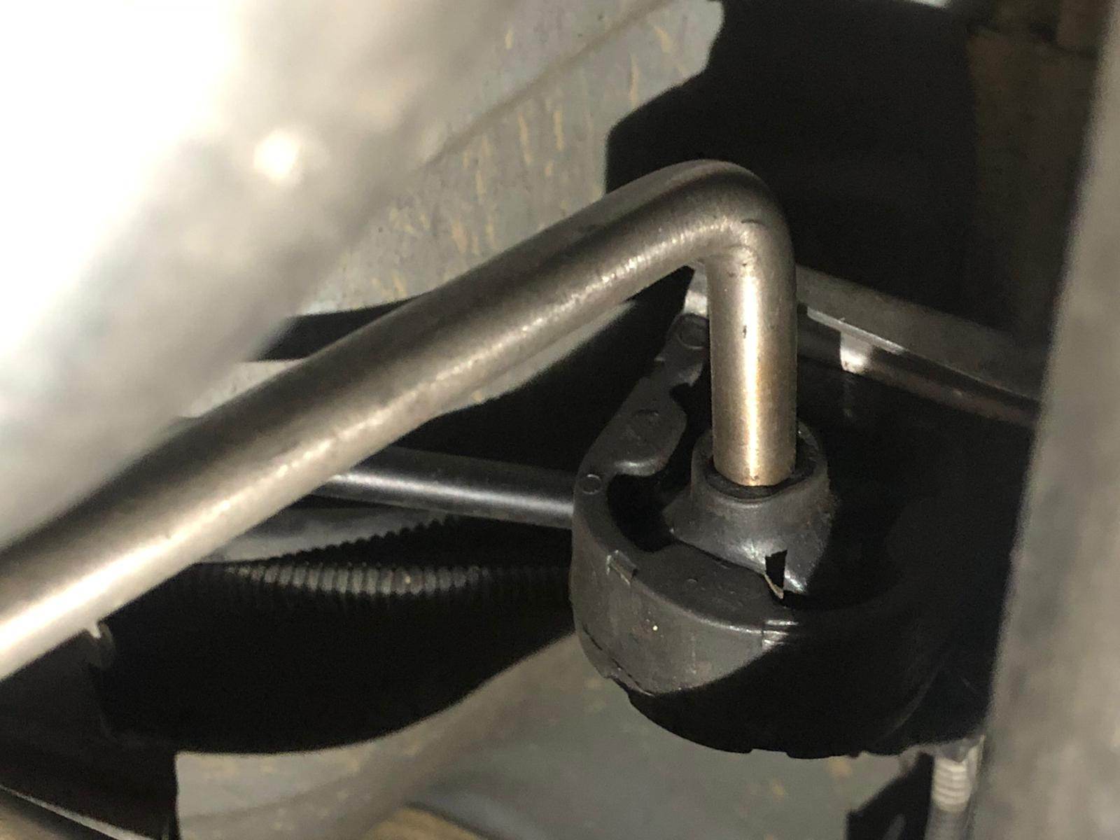 staffa destra.jpeg staffa destra.jpeg