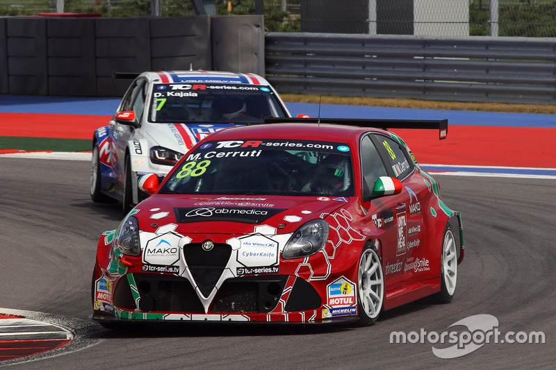 tcr-sochi-2016-michela-cerruti-mulsanne-racing-alfa-romeo-giulietta-tcr.jpg