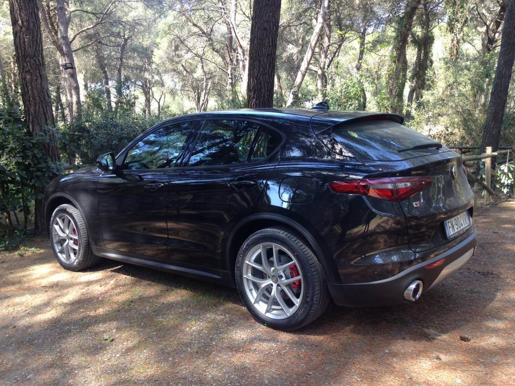 Alfa Romeo Stelvio 2 0 Tb 280 Cv At8 Q4 Executive