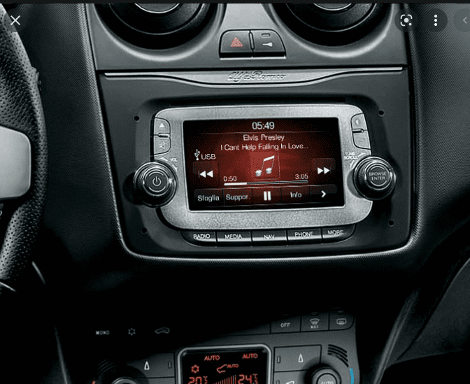 Uconnect 5 alfa mito radio nav.PNG