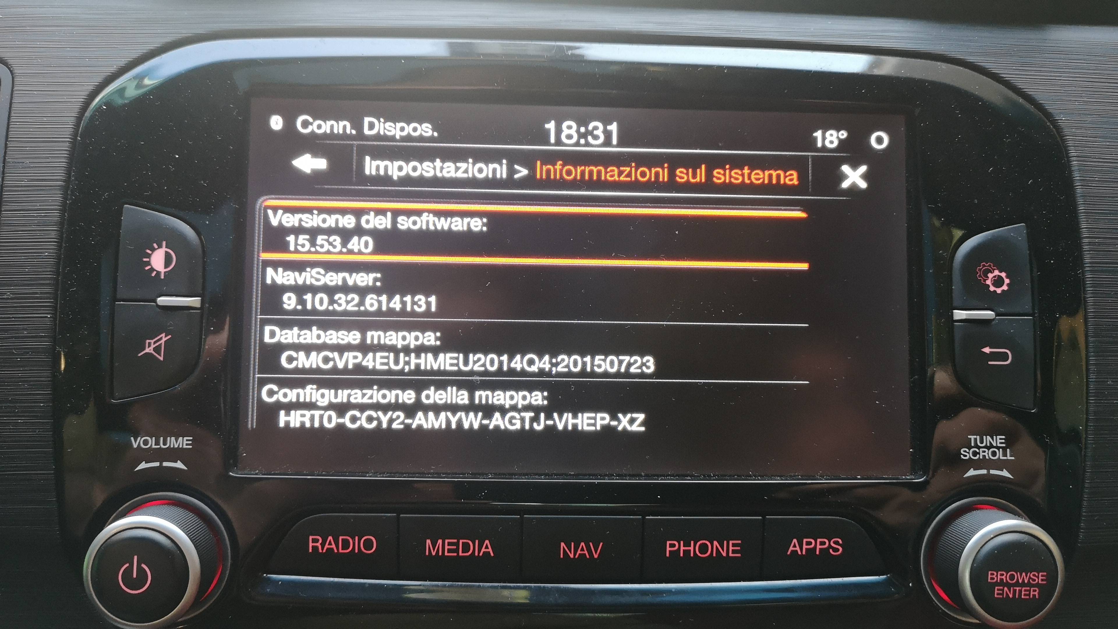 uconnect versione pre aggiornamento.jpeg