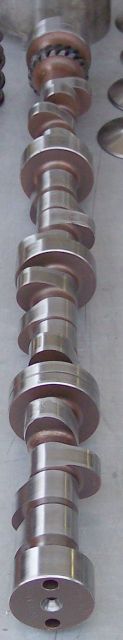 upload.wikimedia.org_wikipedia_commons_4_44_Nockenwelle_2005.jpg