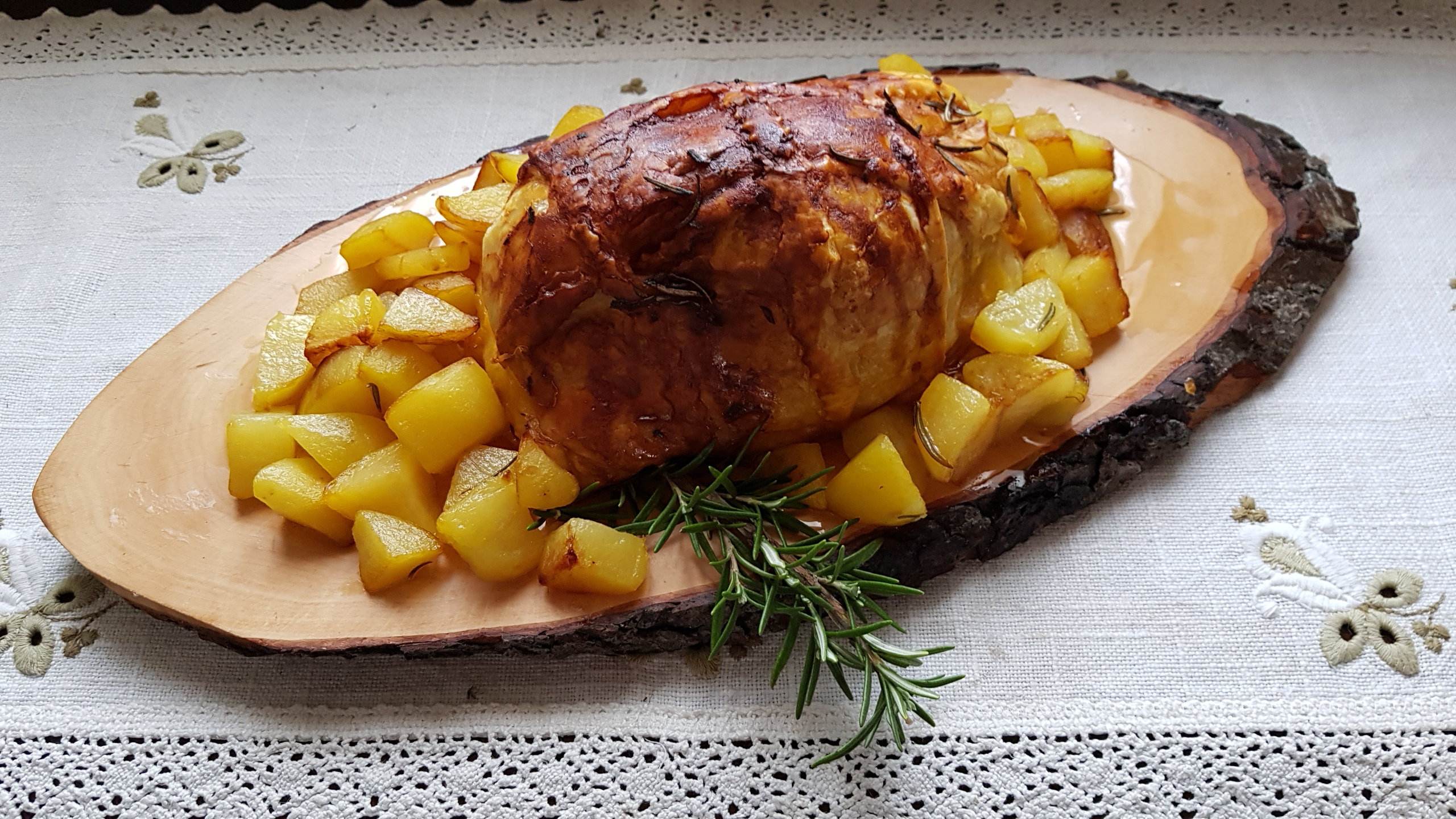 Vitello in crosta e patate.jpg