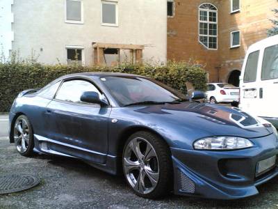 www.car_vs_car.de_images_resized_Mitsubishi__Trkq.jpg