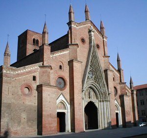 www.montello_atlante.it_contents_media_chieri_duomo_sito_.jpg