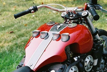 www.mrcbr.com_wp_content_uploads_chris_barber_alfa_romeo_bike_3.jpg