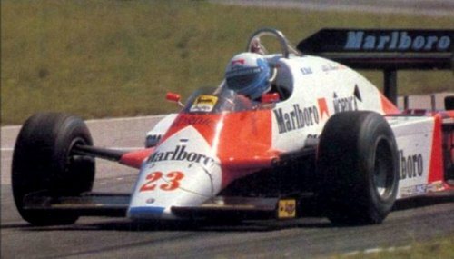 www.spideralfaromeo.it_images_183BaldiAR183T.jpg
