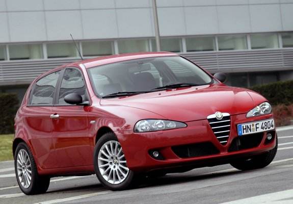 xphotos-alfa-romeo-147-2004-9-b.jpg.pagespeed.ic.fq87K7g7_T.jpg