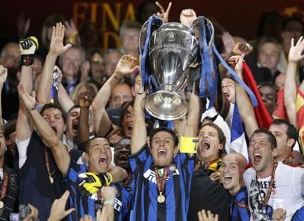 www.digital_sat.it_UserFiles_javier_zanetti_et_l_inter_remportent_face_au_bayern_la_trois.jpg