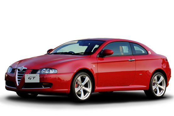 www.motorionline.com_wp_content_uploads_2010_07_Alfa_GT_QV_Oro_9.jpg