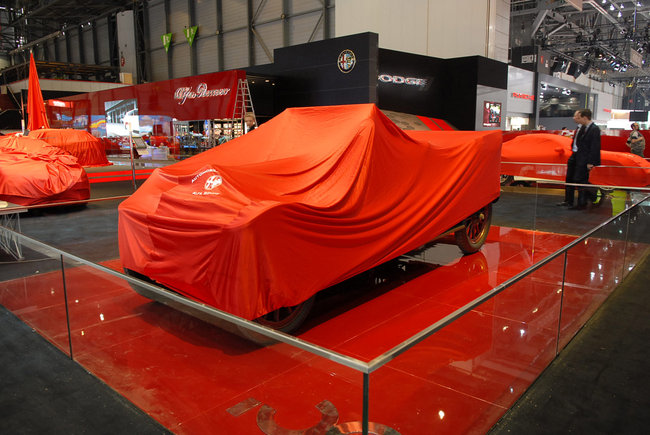 www.omniauto.it_awpImages_photogallery_2010_10800_photos650_salone_di_ginevra_2010_backstage_70.jpg