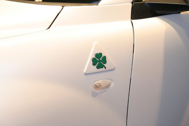 www.omniauto.it_awpImages_photogallery_2010_10829_photos650_al7d8b7d7d45c94f83a9814cbd79db8cc8.jpg