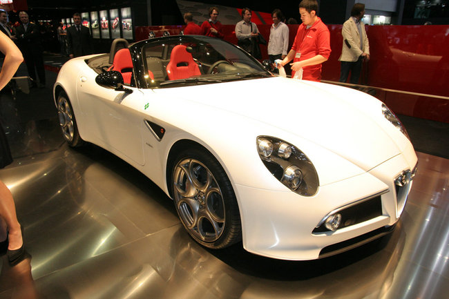 www.omniauto.it_awpImages_photogallery_2010_10829_photos650_al8bb4b7eed224bf76434c661e987d8e03.jpg