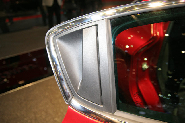 www.omniauto.it_awpImages_photogallery_2010_10829_photos650_alb1b036b3a678c7302d1e4a0534f05f1b.jpg