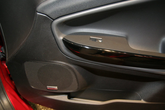 www.omniauto.it_awpImages_photogallery_2010_10829_photos650_alc34ee919db77e6ef9acc2420140c740d.jpg