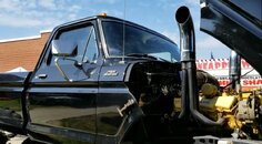 Ford-F-250-Caterpillar-3208-02.jpg