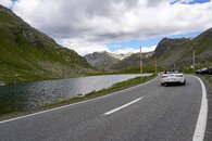 Alfa Romeo Spider Q4 - Fluela Pass Lake.jpg