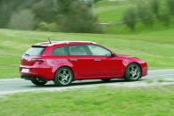 Avto_fokus_134_alfa_romeo_159_SW_1750_TBi_zadaj_2_b.webp