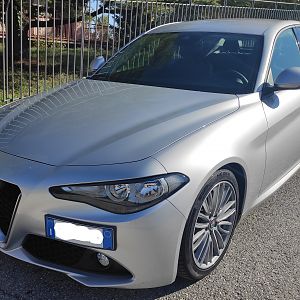 Alfa Romeo Giulia - 2.2 mjet 150cv - Super - Grigio Vesuvio - 2016 - MI