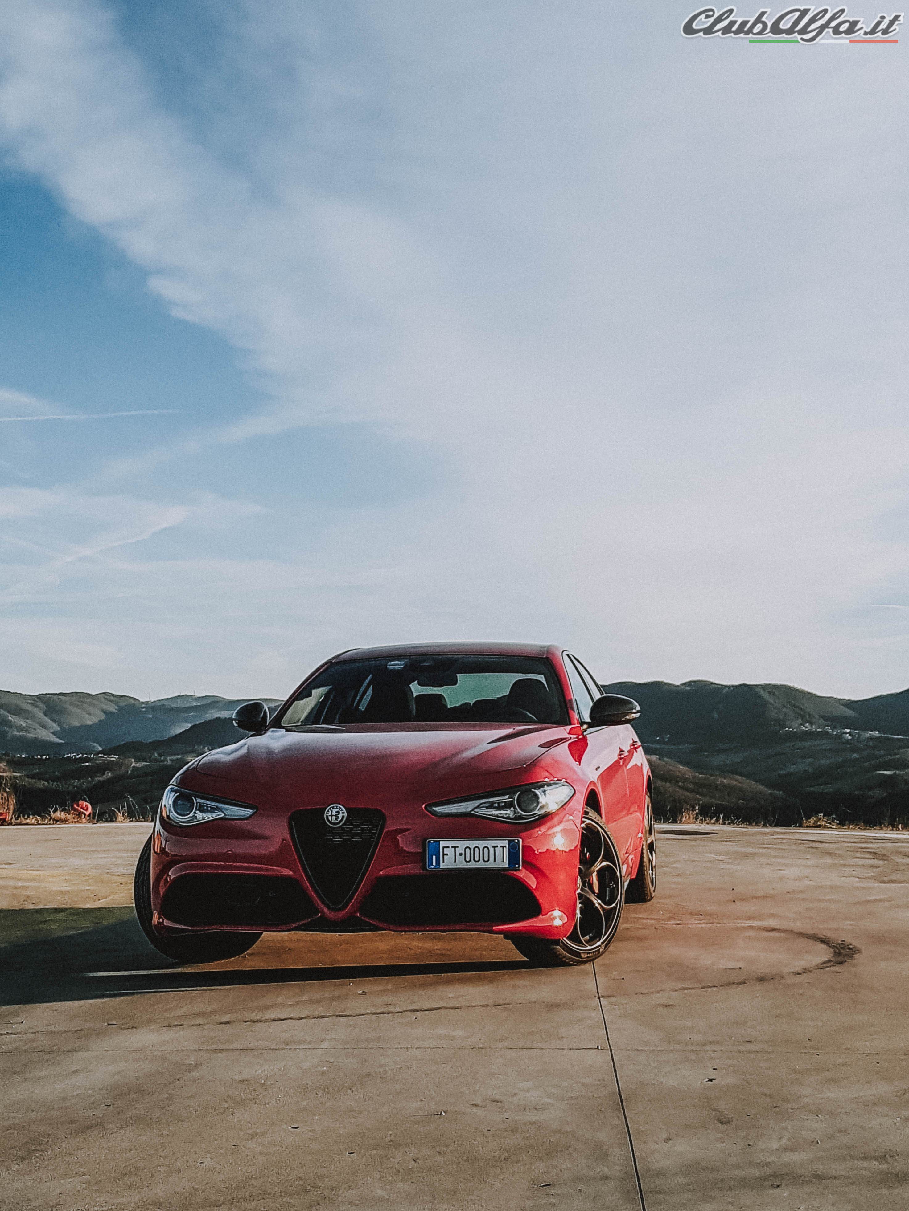 Alfa Romeo Giulia - 2.0 TB 200cv - AT8 - B- tech - Rosso Alfa - 2019