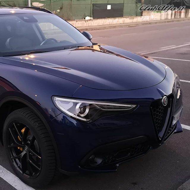 Alfa Stelvio Nerazzura