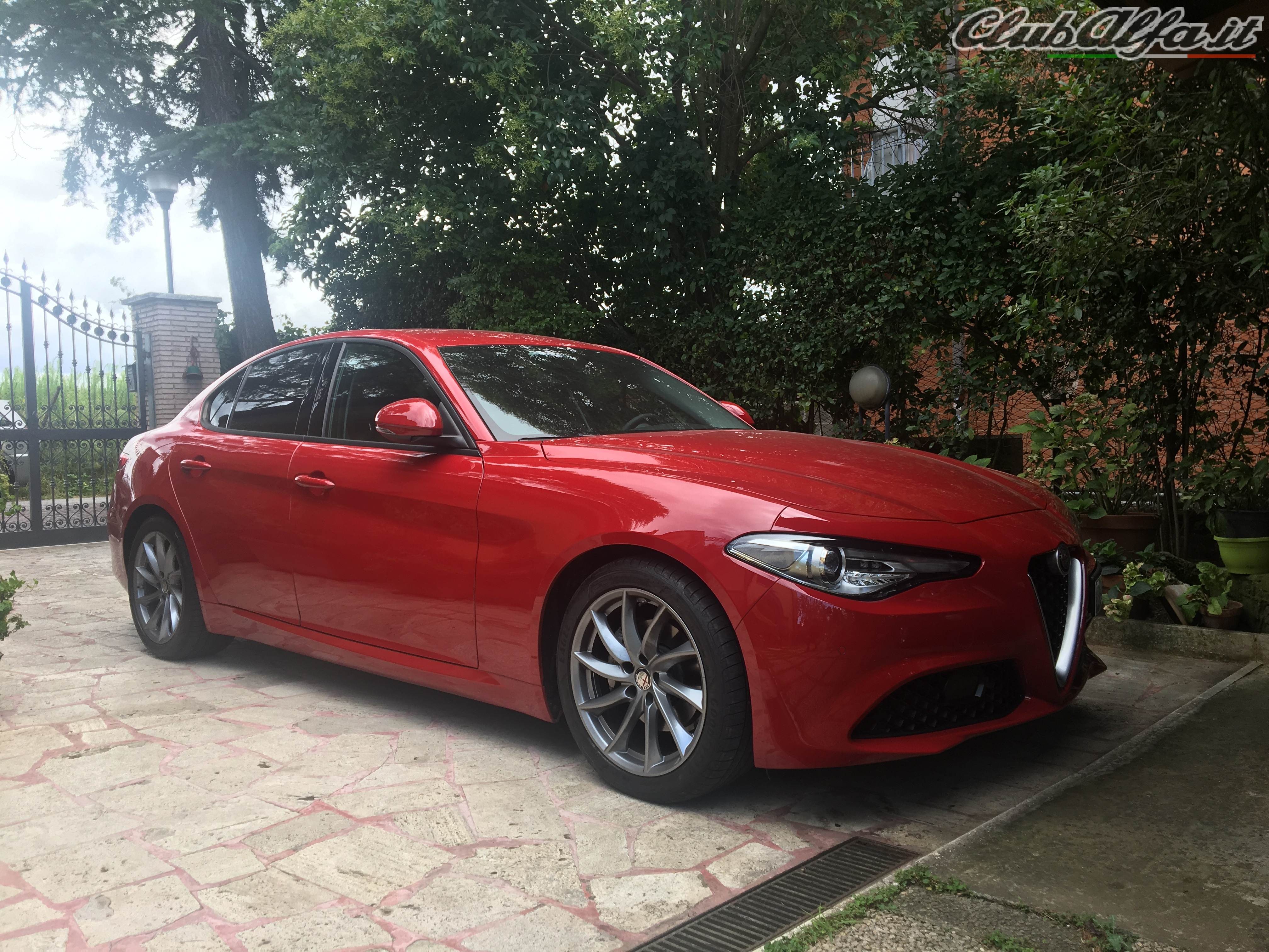 Giulia 2.2 180 CV - Rosso Alfa